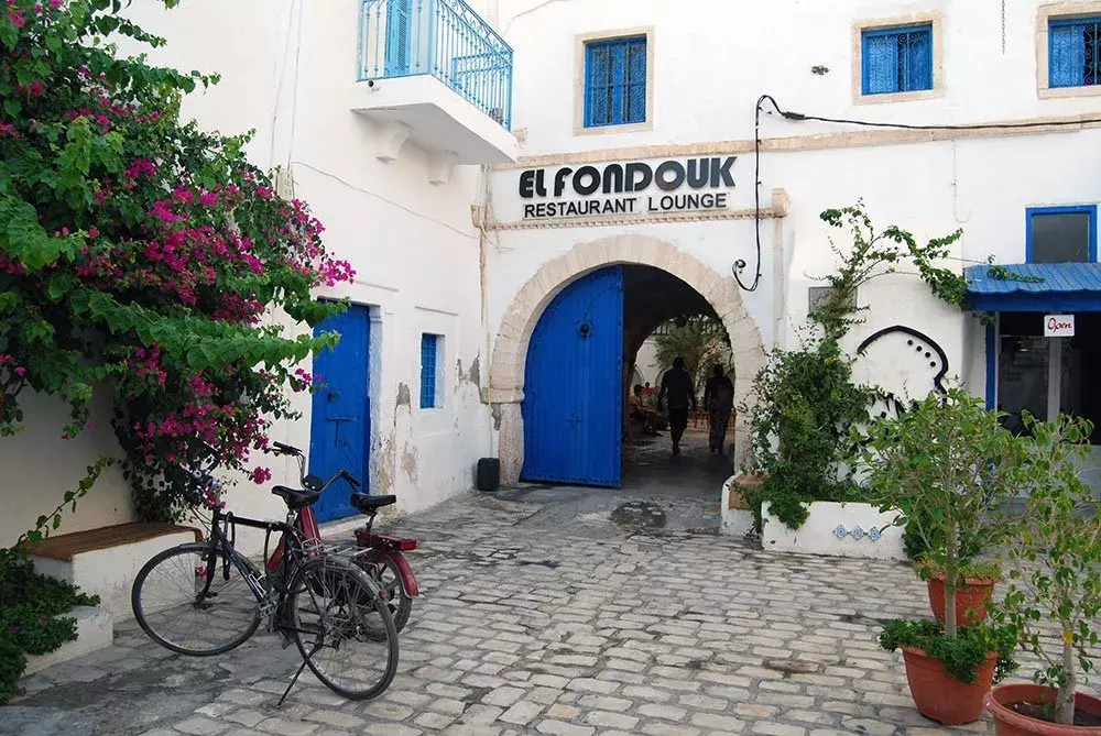 el-fondouk-entrance