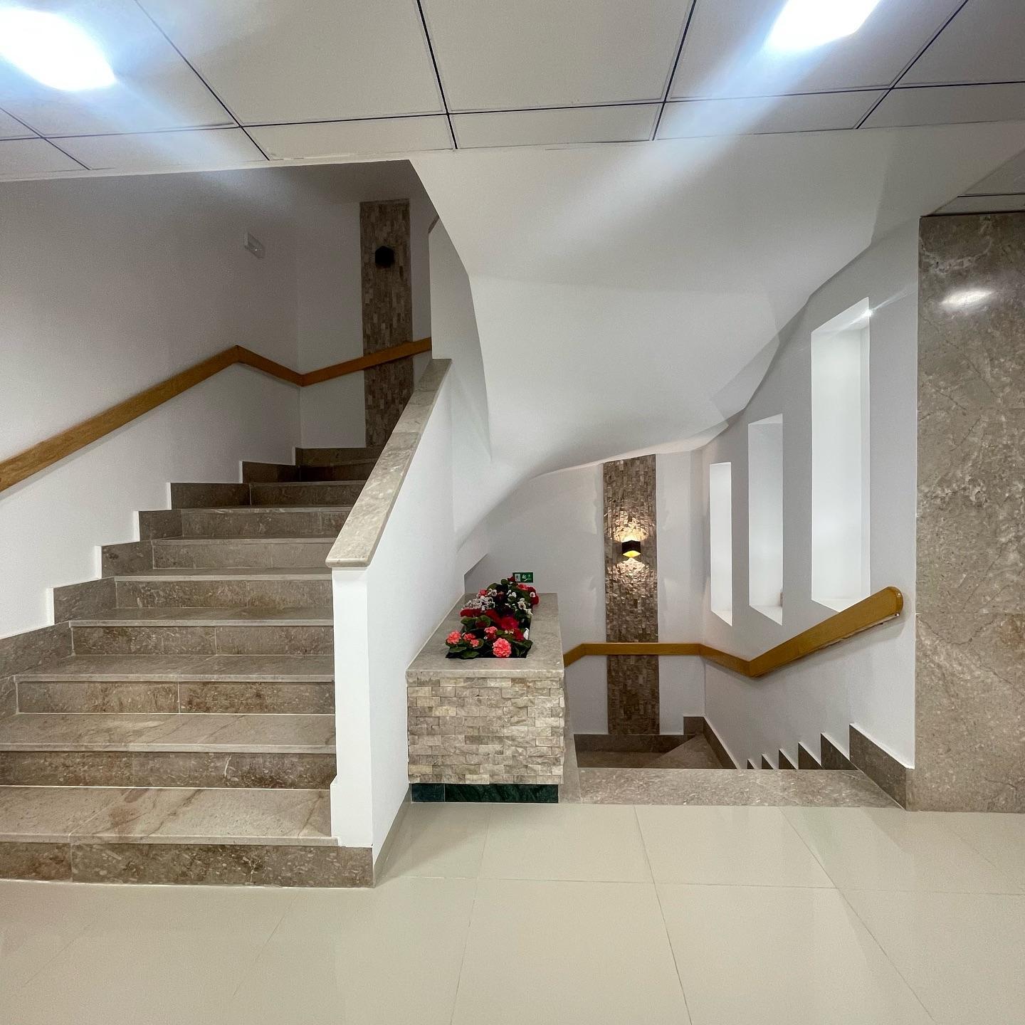 hall (1)-1